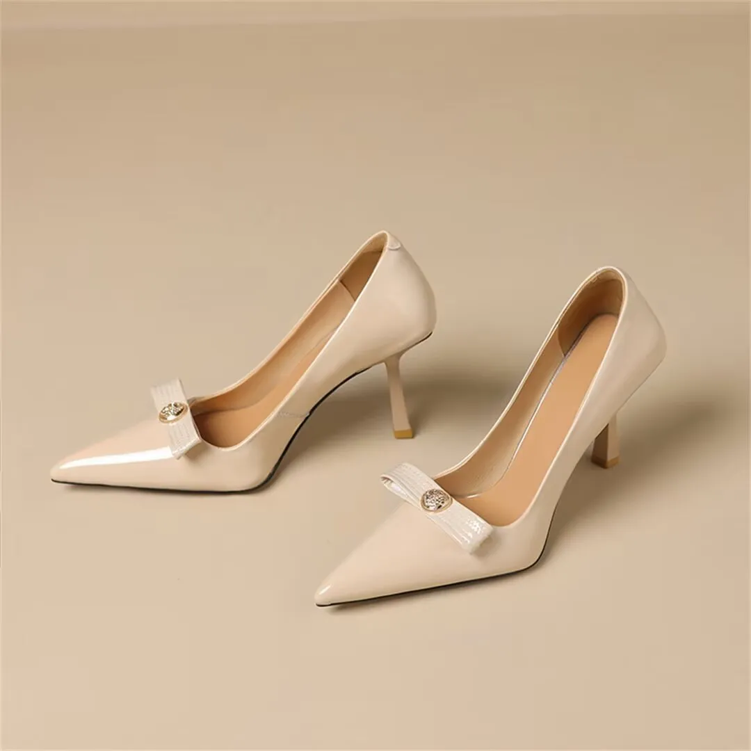 Daring Elevation Leather Pumps