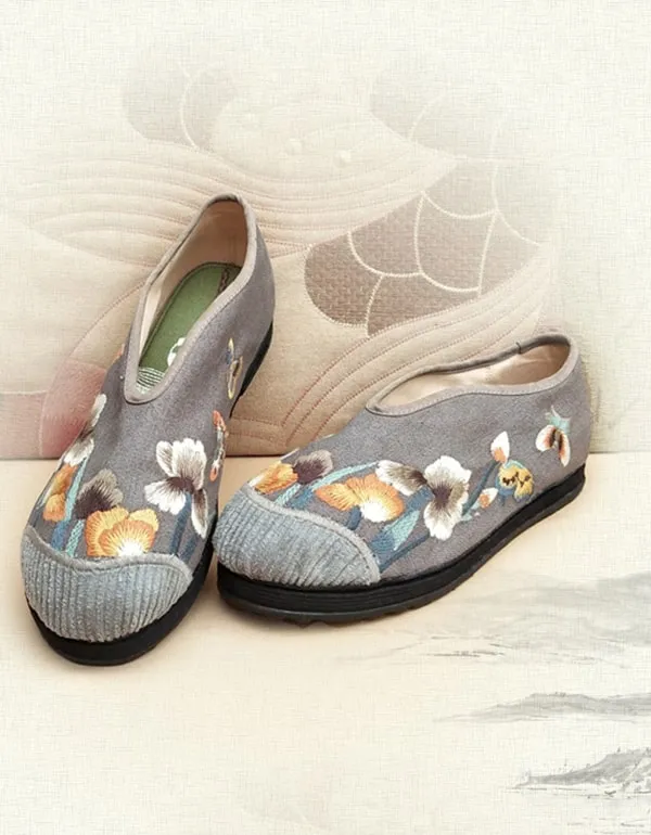 Ethnic Style Embroidery Comfortable Cotton Shoes