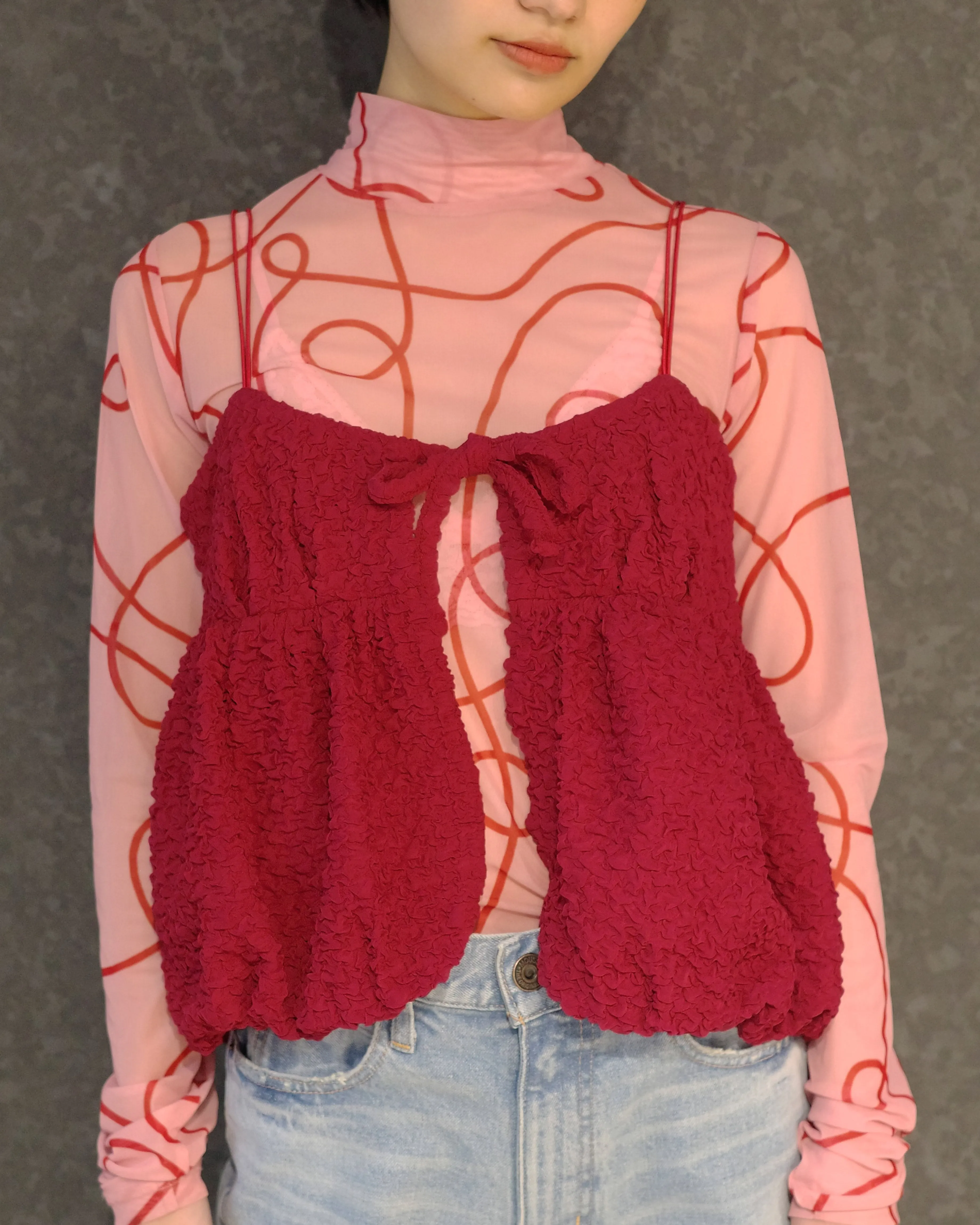 uneune see-through high neck tops (pink×red)