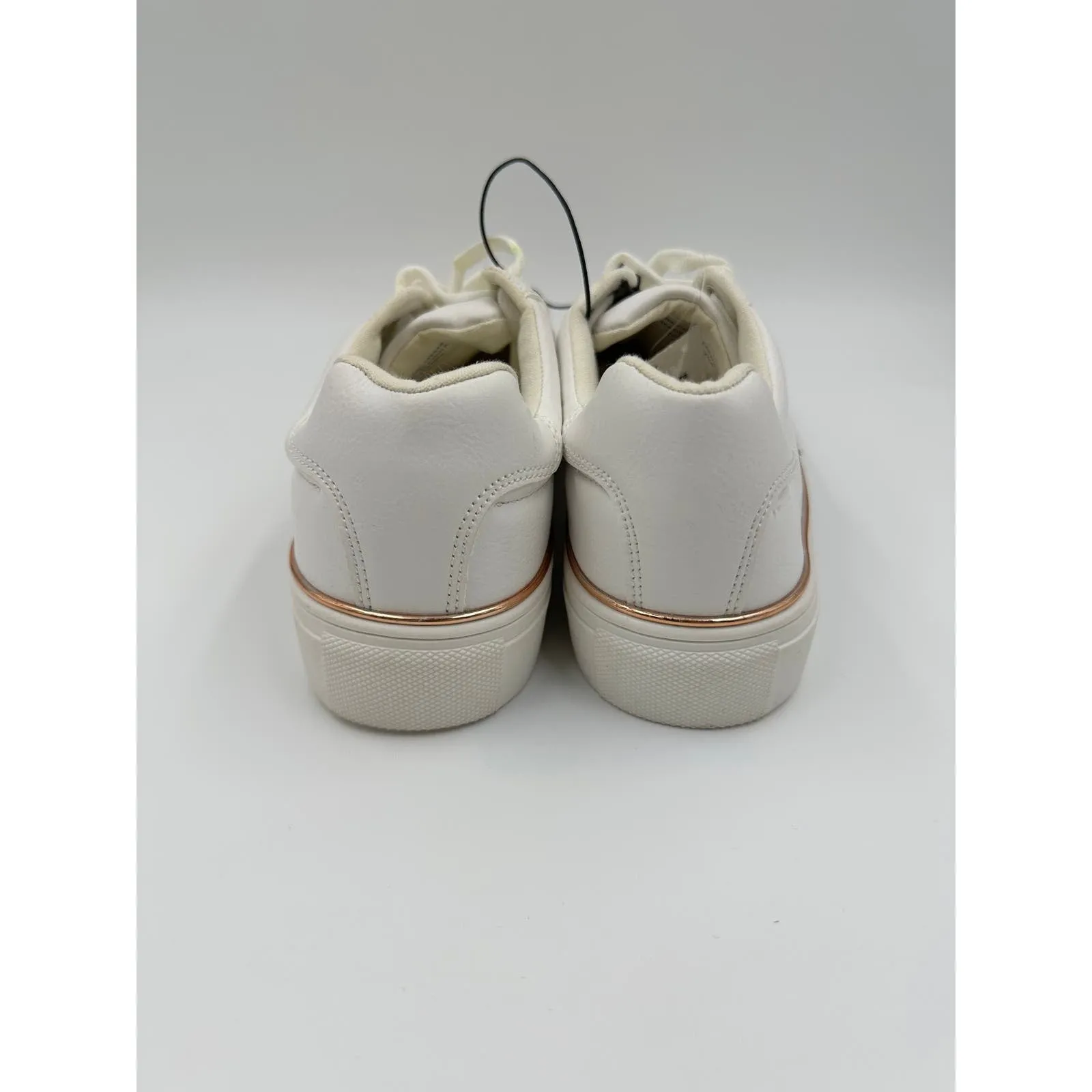 Women's Size 6, White Synthetic Leather Casual Sneaker with Gold Sparkle Design