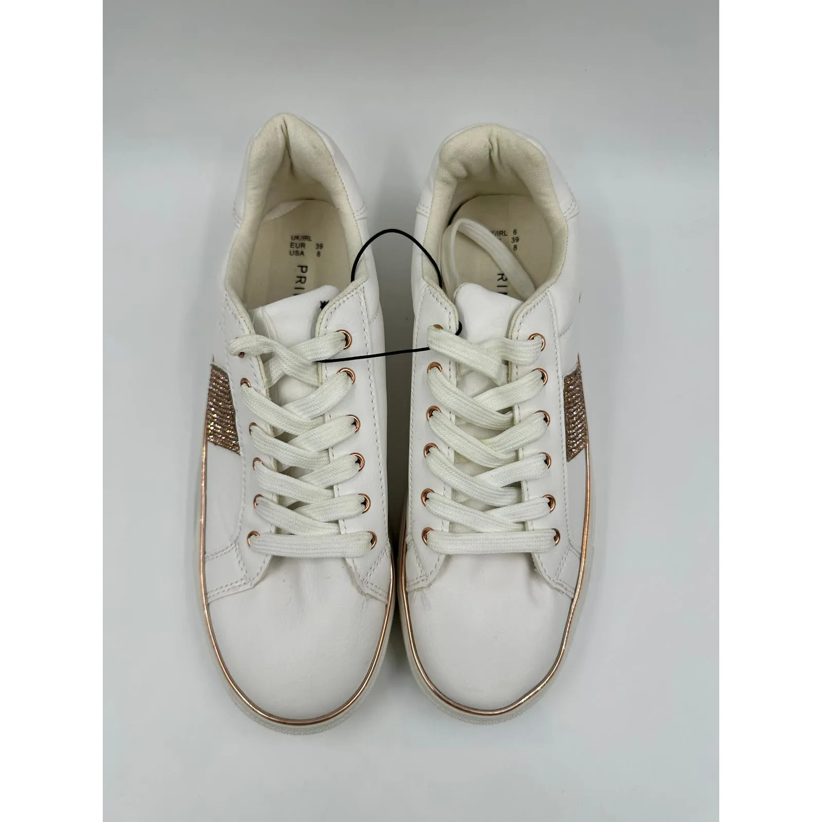 Women's Size 6, White Synthetic Leather Casual Sneaker with Gold Sparkle Design